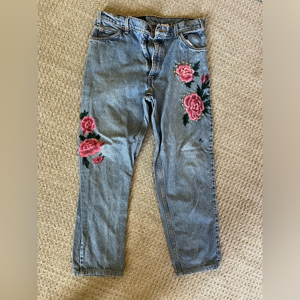 VINTAGE 550 LEVIS - HAND PAINTED -GOOD CONDITION